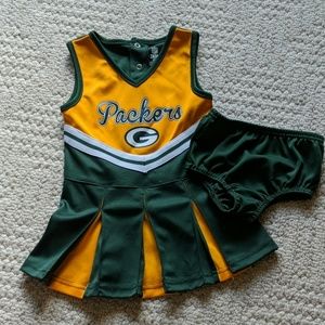 Packers dress